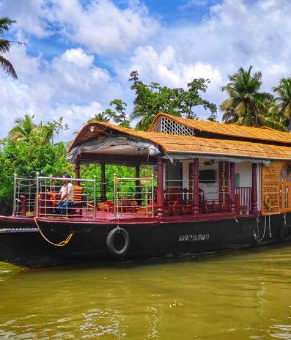 Riverland_Boat_House_Alleppey